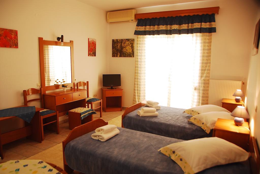 Aparthotel Saonisos Kamariotissa Habitación foto